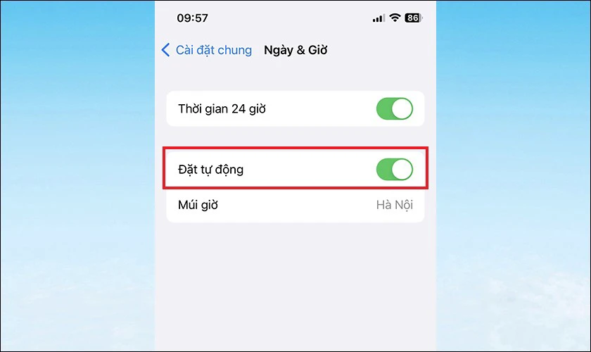 Bật chế độ Đặt tự động để m&aacute;y tự cập nhật