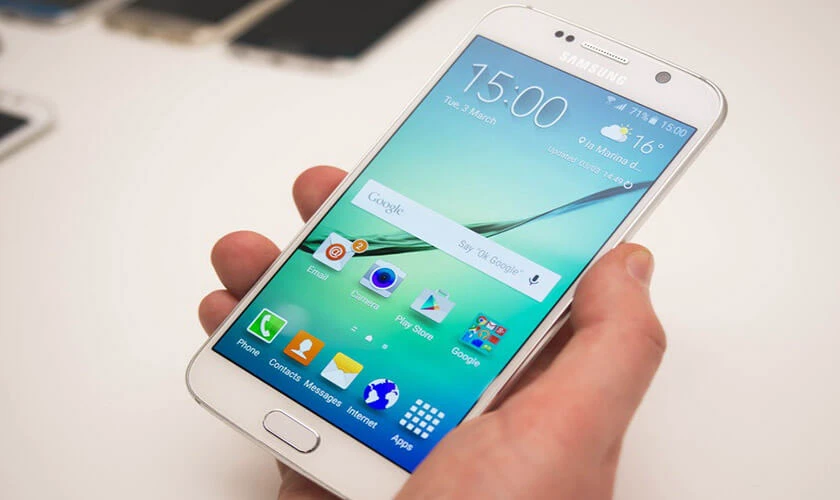 Tại sao bị lỗi mất danh bạ tr&ecirc;n điện thoại Samsung?