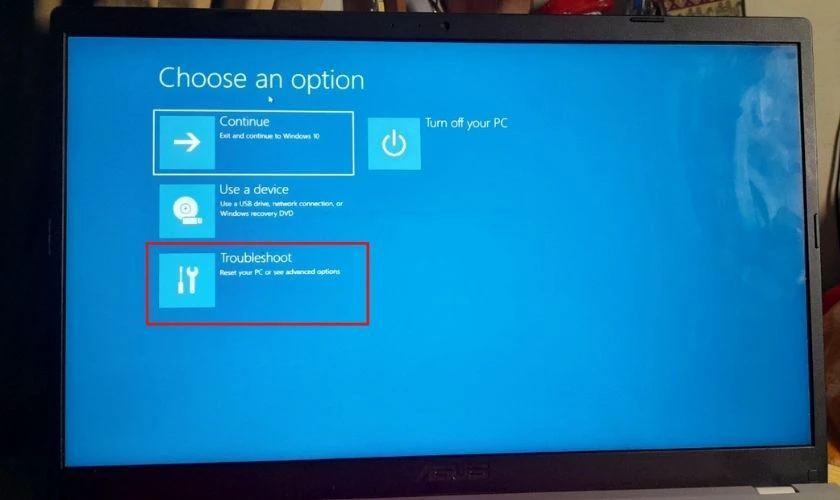 Chọn Troubleshoot