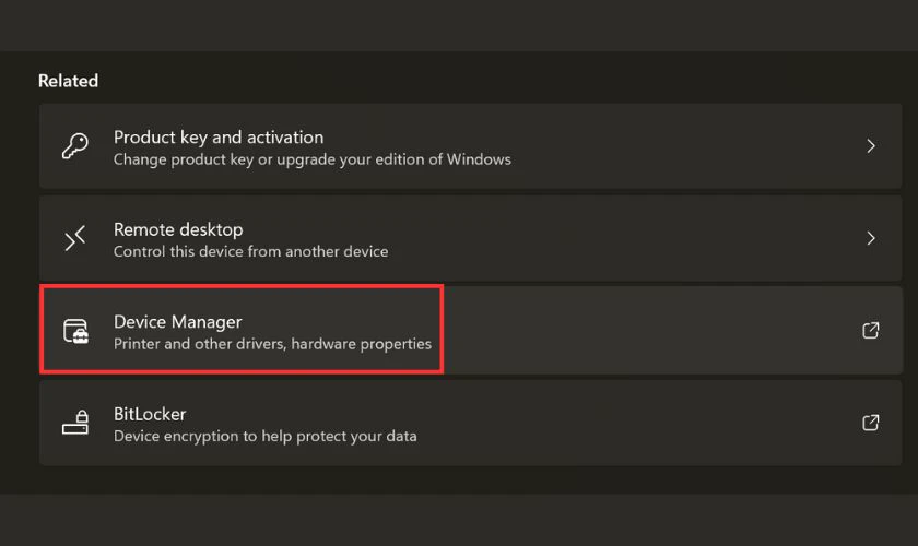 Tìm và chọn vào Device Manager (Trình quản lý thiết bị) trong properties trên This PC để khắc phục lỗi ổ cứng bị not initialized
