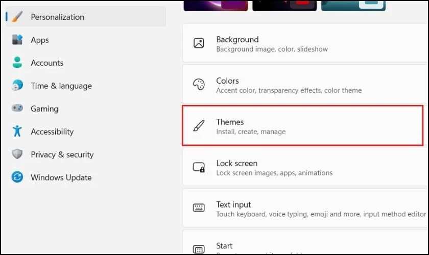 Trong cửa sổ Personalization, bạn chọn thẻ Themes, sau đ&oacute; chọn Sound