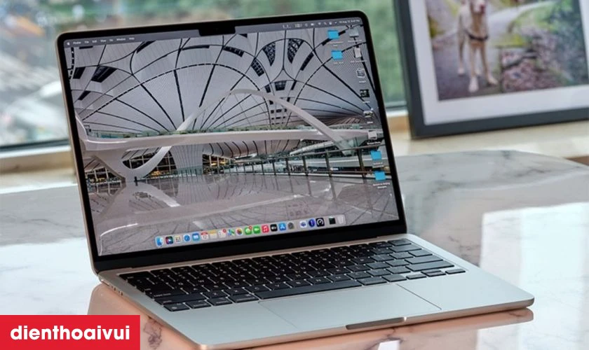 MacBook Air M2 2022 cũ