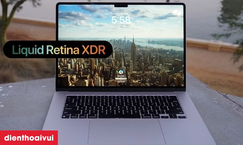 M&agrave;n h&igrave;nh Liquid Retina sống động
