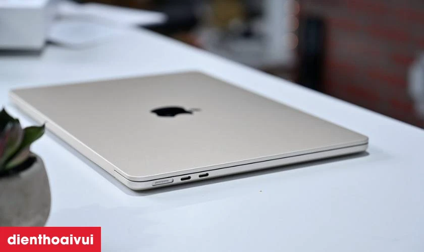 Điểm nổi bật của MacBook Air M2 2022 16GB 512GB - Cũ trầy xước
