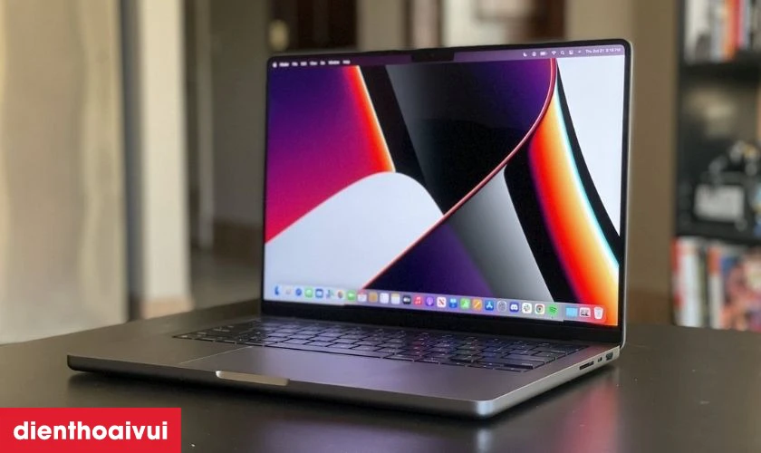 Macbook Pro cũ đẹp