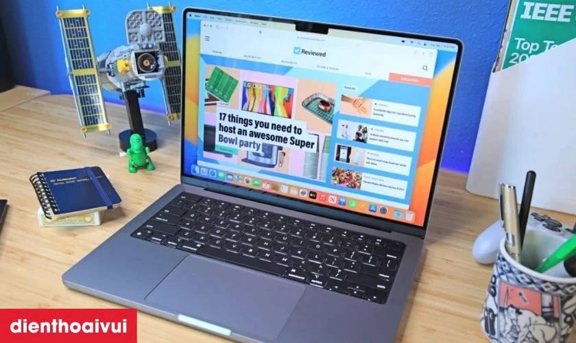 Macbook Pro M2 2023 cũ