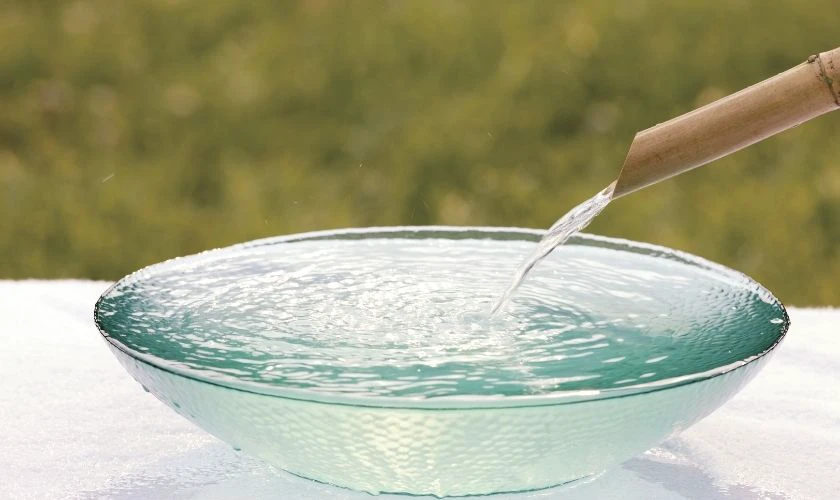 Mâm cúng Giỗ Tổ Hùng Vương không thể thiếu nước sạch