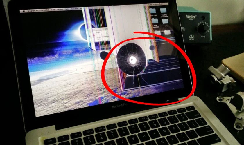 Màn hình laptop bị lỗi/hư hỏng