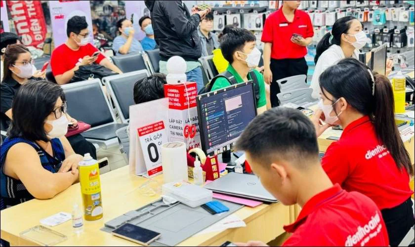 Địa chỉ sửa màn hình laptop bị trắng