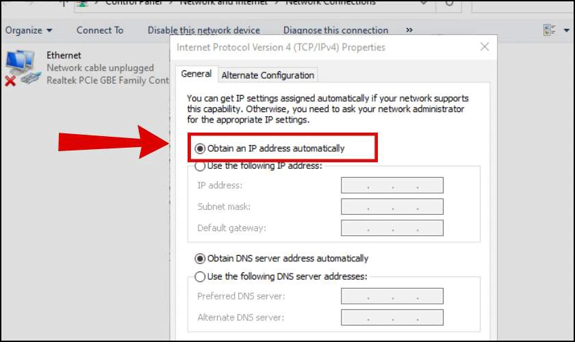 Chọn Obtain an IP address automatically