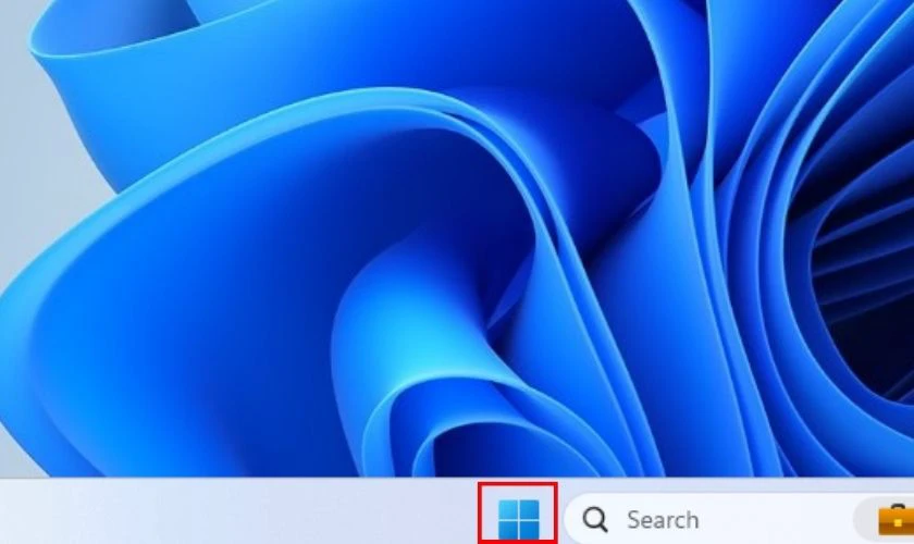 Tắt to&agrave;n bộ c&aacute;c ứng dụng đang chạy rồi nhấn v&agrave;o biểu tượng Windows dưới thanh Taskbar