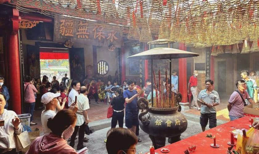 Mùng 1 Tết nếu lỡ gội đầu phải làm sao?