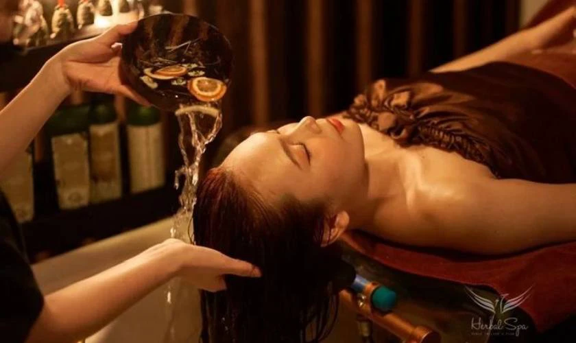 Mùng 1 Tết gội đầu giờ nào tốt?