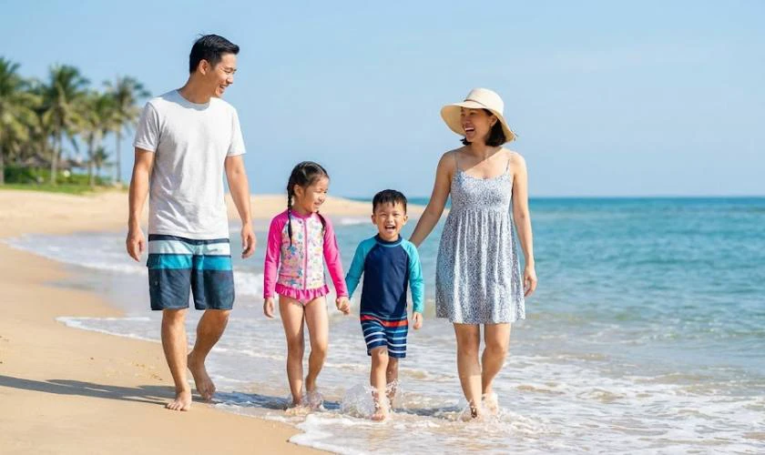Mùng 3 Tết 2026 đi xa nên xuất hành giờ nào tốt?