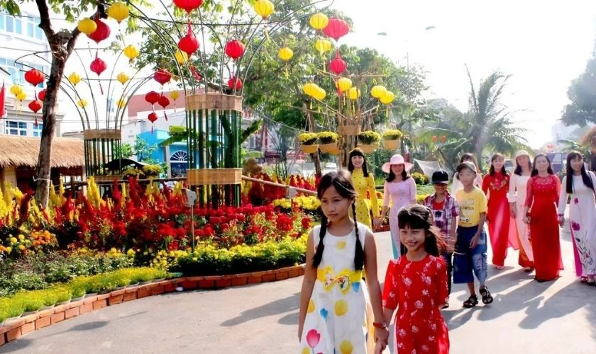 Mùng 4 Tết 2026 tốt hay xấu? Có nên xuất hành không?