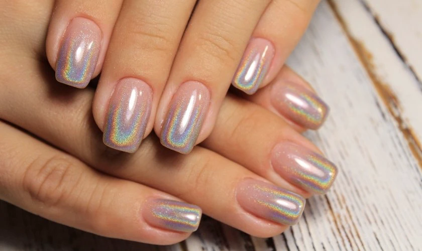 Mẫu nail tr&aacute;ng gương xinh