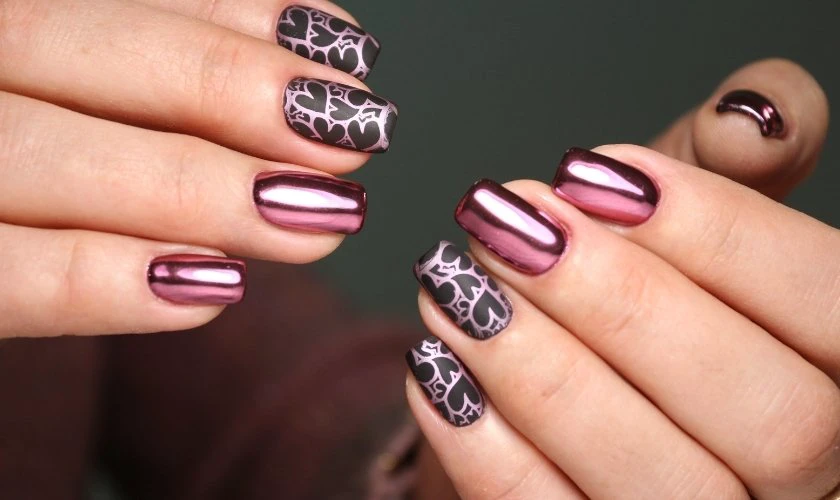 Mẫu nail tr&aacute;ng gương đẹp