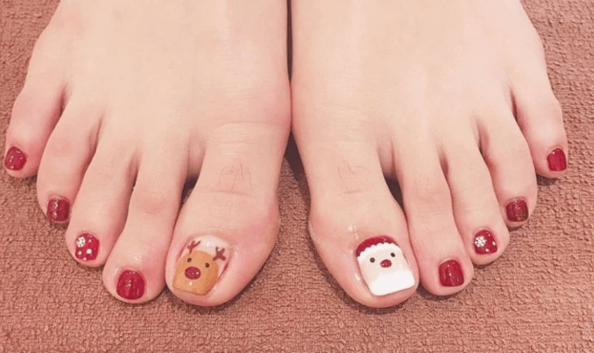 Mẫu nail ch&acirc;n Gi&aacute;ng sinh hot trend đơn giản