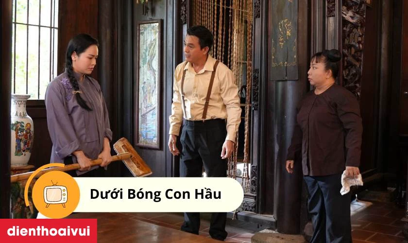 Dưới B&oacute;ng Con Hầu