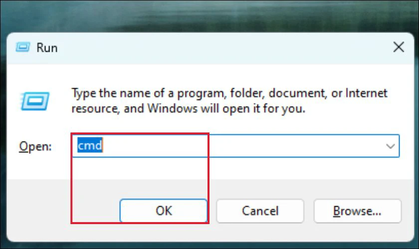 Mở Command Prompt bằng tổ hợp phím Windows + R và nhấn cmd