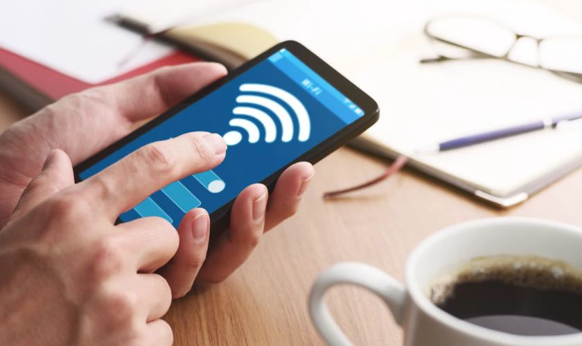 Dùng điện thoại tìm WiFi