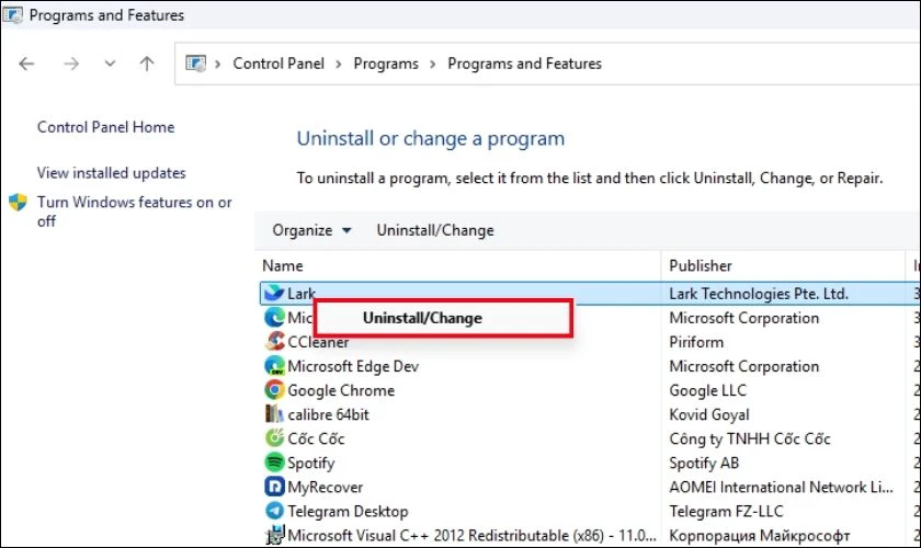 Hãy chọn những phần mềm không cần thiết và nhấn vào nút Uninstall để gỡ bỏ