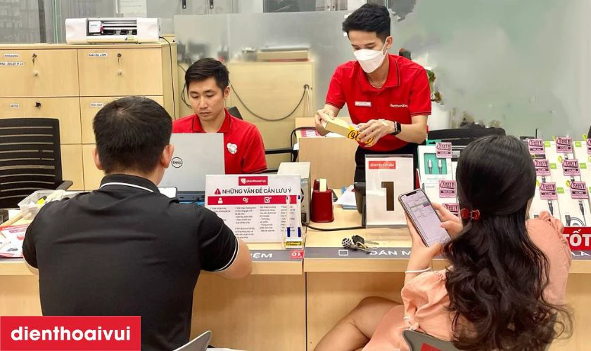 Địa chỉ mua điện thoại OPPO uy t&iacute;n tại Điện Thoại Vui