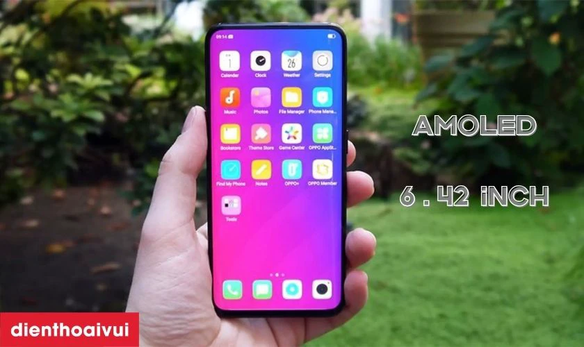 M&agrave;n h&igrave;nh Panoramic cong tr&agrave;n viền