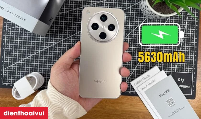 Pin dung lượng lớn 5630mAh, sạc nhanh SUPERVOOC 80W