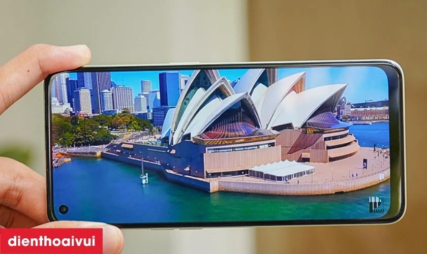 M&agrave;n h&igrave;nh AMOLED 90Hz m&atilde;n nh&atilde;n, mượt m&agrave;