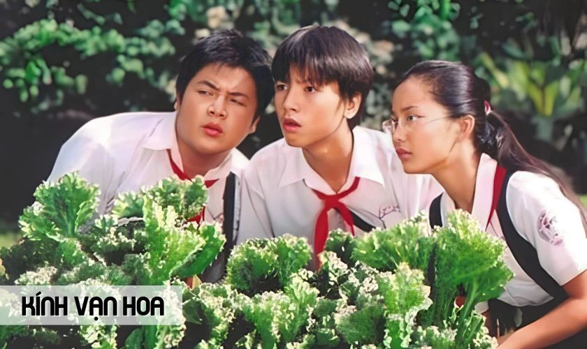 K&iacute;nh vạn hoa l&agrave; một bộ phim học đường Việt Nam từ ng&agrave;y xưa quen thuộc với 9x
