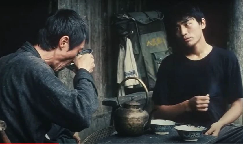 Người Giao Thư Tr&ecirc;n N&uacute;i l&agrave; phim về t&igrave;nh cha con đ&aacute;ng xem