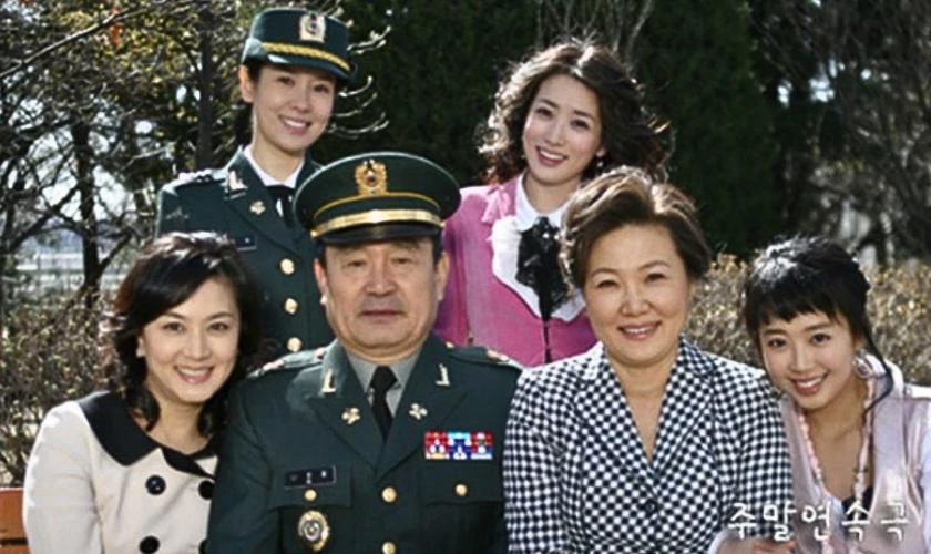Những N&agrave;ng C&ocirc;ng Ch&uacute;a Nổi Tiếng