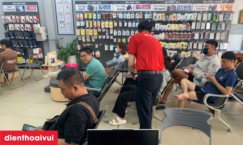 V&igrave; sao n&ecirc;n mua iPhone 14 Pro Max 1TB cũ đẹp tại Điện Thoại Vui?
