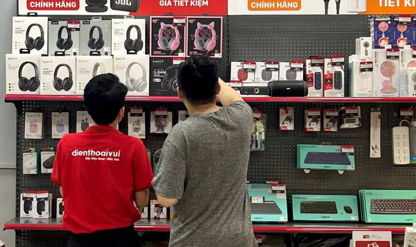 Mua phụ kiện điện thoại, m&aacute;y t&iacute;nh cũ gi&aacute; rẻ, ch&iacute;nh h&atilde;ng tại Điện Thoại Vui