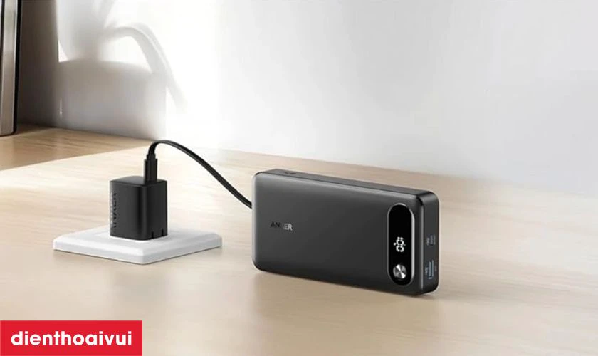 M&agrave;n h&igrave;nh kỹ thuật số theo d&otilde;i dung lượng pin trực quan