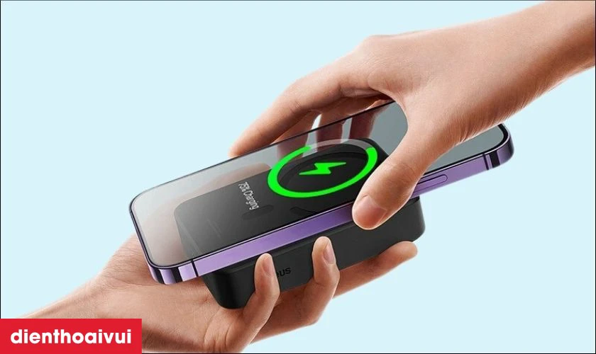 Dung lượng pin lớn sẵn s&agrave;ng sạc mọi l&uacute;c mọi nơi khi bạn cần