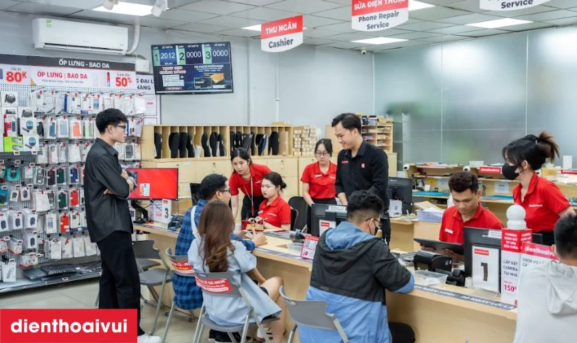 Mua sản phẩm pin sạc dự ph&ograve;ng Energizer 10.000mAh (UE10058) uy t&iacute;n tại Điện Thoại Vui