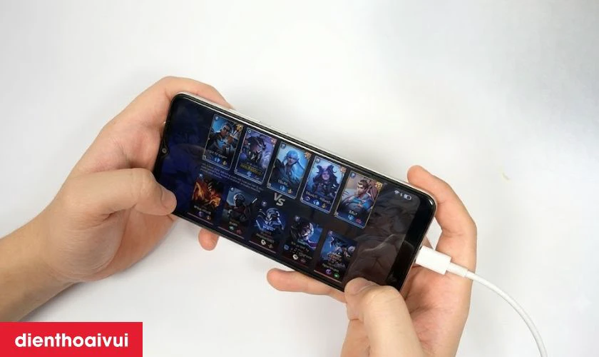 vừa sạc pin oppo a15 vừa chơi game