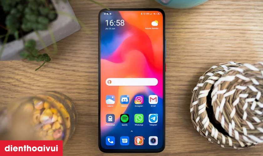 Màn hình 6.67 inch Full HD+ HDR10+
