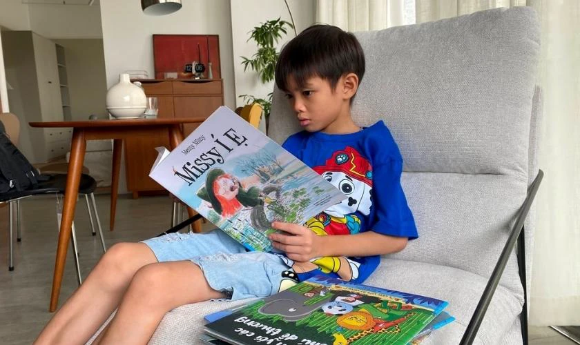 Sách truyện tranh thiếu nhi