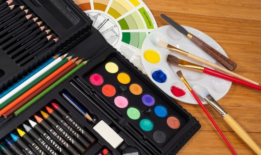 Quà 8/3 cho cô giáo mầm non - Bút màu để vẽ