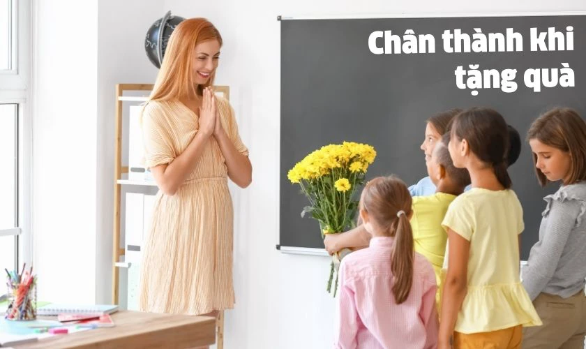Lưu ý khi tặng quà 8/3 cho cô giáo