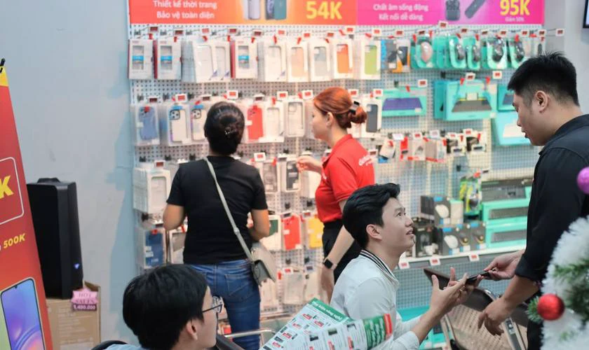 Mua qu&agrave; tặng c&ocirc;ng nghệ chất lượng, gi&aacute; tốt tại Điện Thoại Vui
