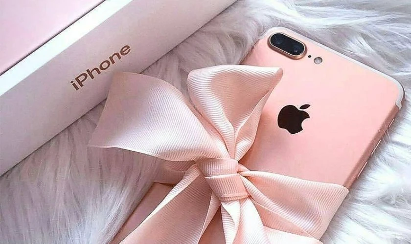 Điện thoại th&ocirc;ng minh - Qu&agrave; tặng c&ocirc;ng nghệ gi&aacute; trị