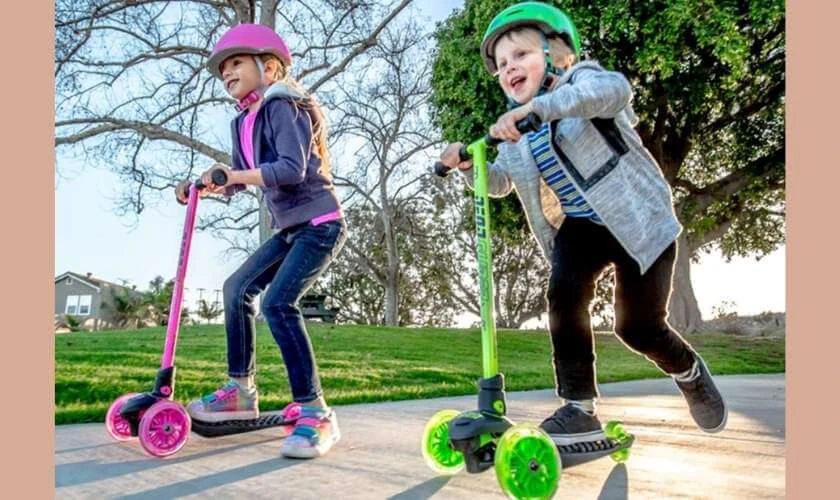 Xe scooter cho b&eacute; 4 tuổi th&ecirc;m năng động