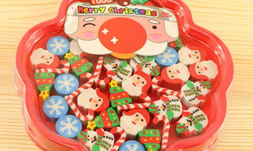 Cục tẩy hình ông già Noel