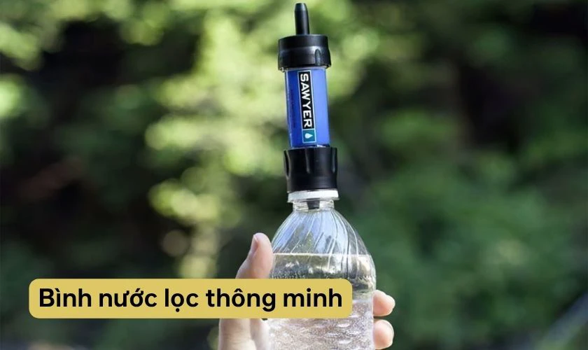 Bình nước lọc thông minh là món quà 30/4 hiện đại
