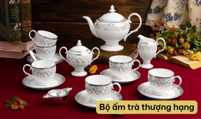 Bộ ấm trà thượng hạng là món quà tinh tế, mang giá trị văn hóa và sức khỏe