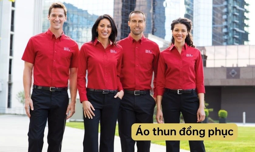 Áo thun là lựa chọn phổ biến trong các chiến dịch quà tặng 30/4 cho khách hàng